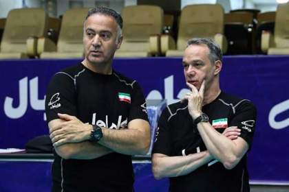 سرمربی تیم ملی والیبال ایران برکنار شد